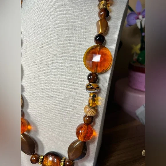 “Sienna Sunset” Artisan Beaded Necklace & Earring Set - Picture 7 of 11